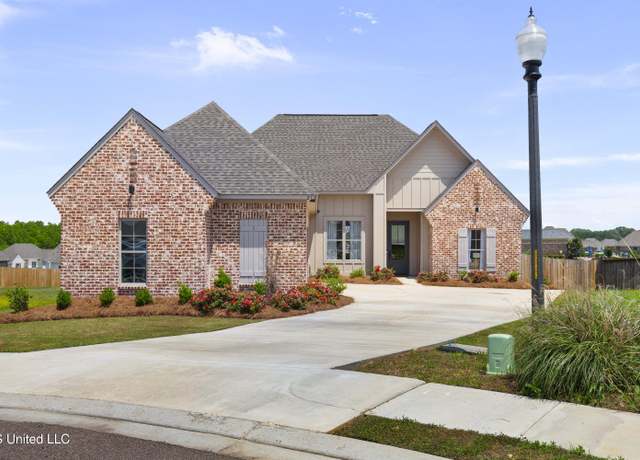 Property at 212 Ashbury Cv, Canton, MS 39046, 4 beds, 3 baths