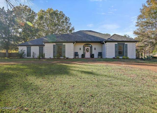 Property at 97 Spring Oak Dr, Madison, MS 39110, 4 beds, 2 baths