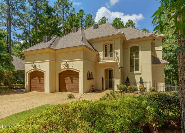 Property at 28 Fieldstone, Hattiesburg, MS 39402, 4 beds, 4.5 baths