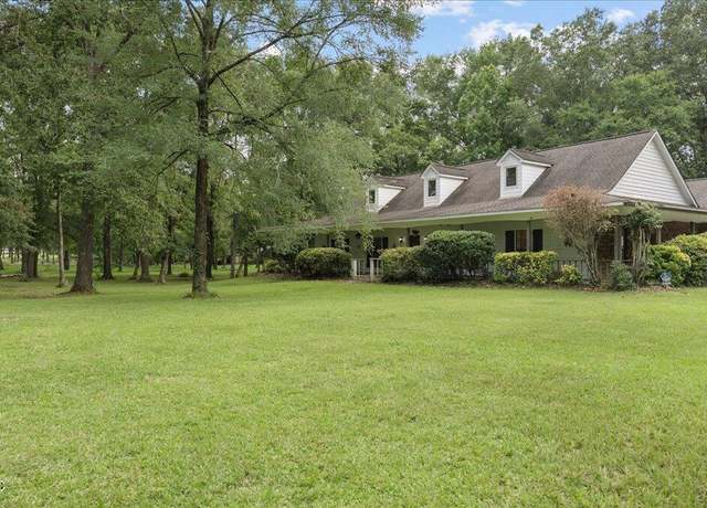Property at 161 Goshen Springs Ln, Brandon, MS 39047, 4 beds, 3 baths