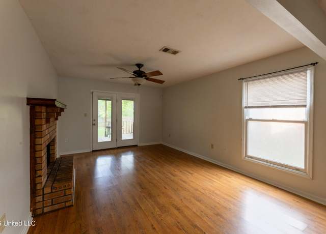 Property at 35 Hickory Knl, Hattiesburg, MS 39402, 2 beds, 1 bath