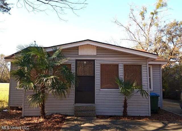 Property at 9437 Creosote Rd, Gulfport, MS 39503, 2 beds, 1 bath