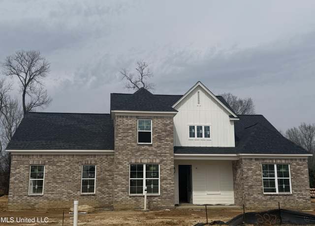Property at 5321 Aylesbury Ln, Olive Branch, MS 38654, 5 beds, 3 baths