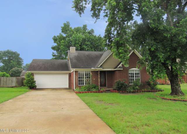 Property at 6933 Fox Briar Cv, Walls, MS 38680, 3 beds, 1 bath