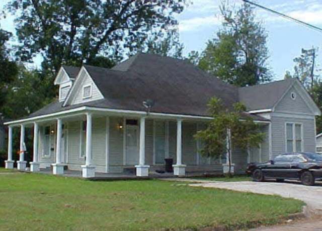 Property at 625 Grand Ave, Yazoo City, MS 39194, 4 beds, 1 bath