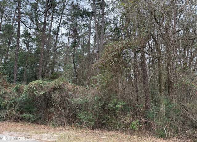 Property at 9520 Lono Pl, Diamondhead, MS 39525