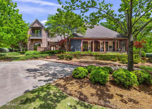 Property at 112 Langdon Dr, Madison, MS 39110, 5 beds, 7.5 baths