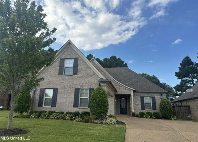 Property at 3302 Foxdale Loop, Southaven, MS 38672, 3 beds, 2 baths