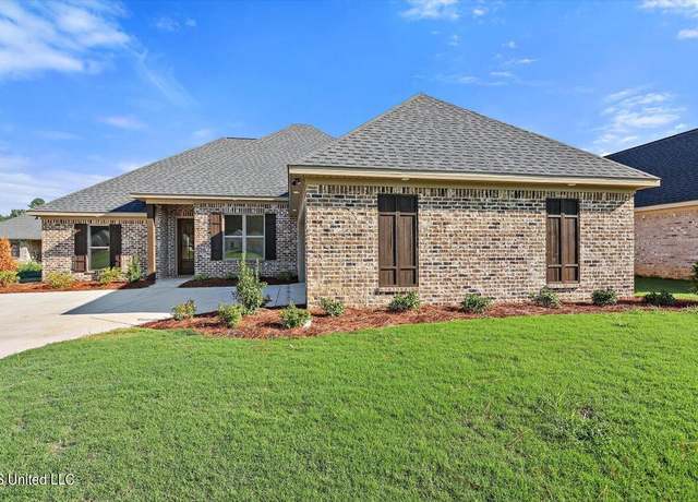 Property at 905 Brunswick Ct, Flowood, MS 39232, 4 beds, 2.5 baths