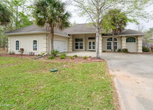 Property at 8356 Makiki Dr, Diamondhead, MS 39525, 4 beds, 2 baths