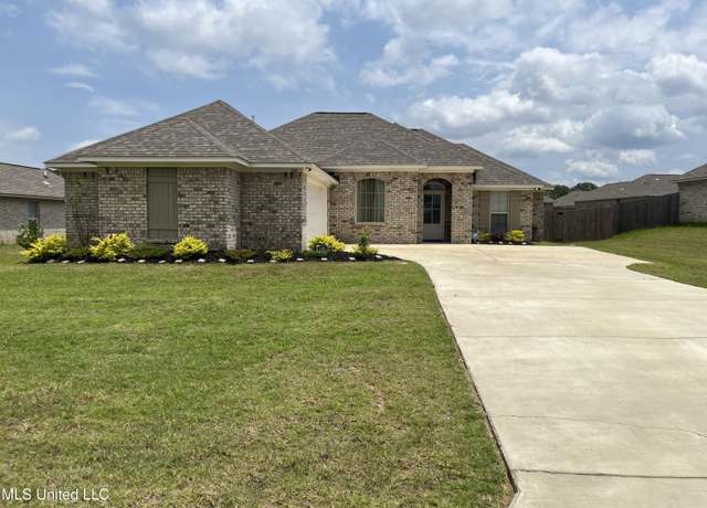 Property at 108 Brunswick Cv, Canton, MS 39046, 3 beds, 2 baths