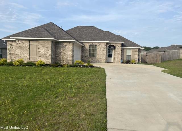 Property at 108 Brunswick Cv, Canton, MS 39046, 3 beds, 2 baths