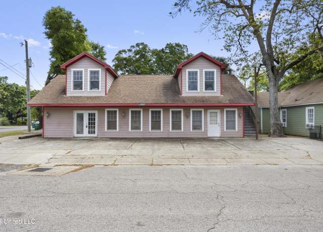 Property at 1824 Pratt Ave, Gulfport, MS 39501, 1.5 baths