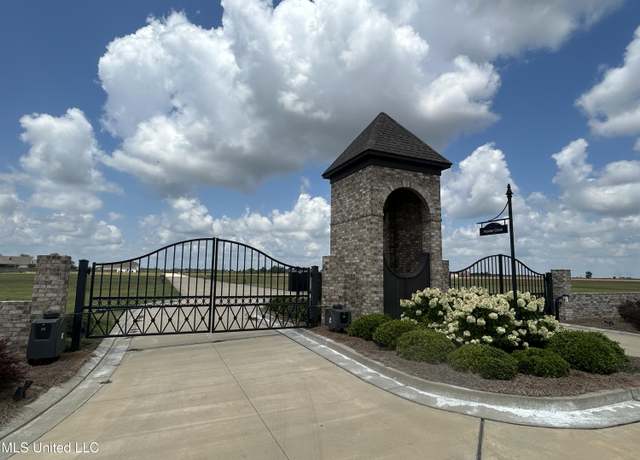Property at Chatmoss 2nd, Cleveland, MS 38732