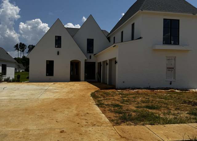 Property at 464 Whittington Cir, Madison, MS 39110, 5 beds, 4.5 baths