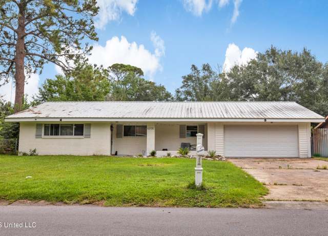 Property at 6205 Browning Dr, Ocean Springs, MS 39564, 3 beds, 2 baths