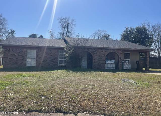 Property at 352 Springdale Cir, D'iberville, MS 39540, 4 beds, 2.5 baths