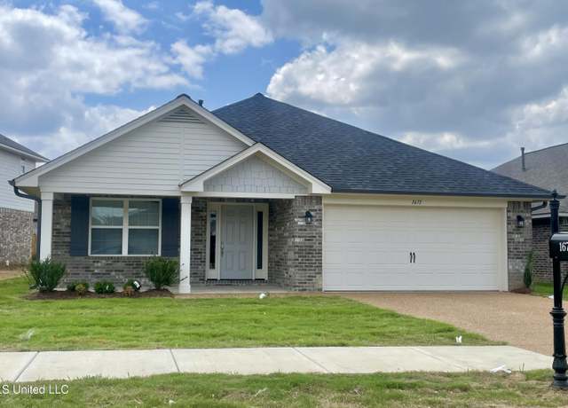 Property at 1671 Cambria Dr, Southaven, MS 38671, 4 beds, 2 baths