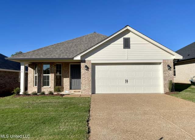 Property at 1652 Cambria Dr, Southaven, MS 38671, 3 beds, 2 baths