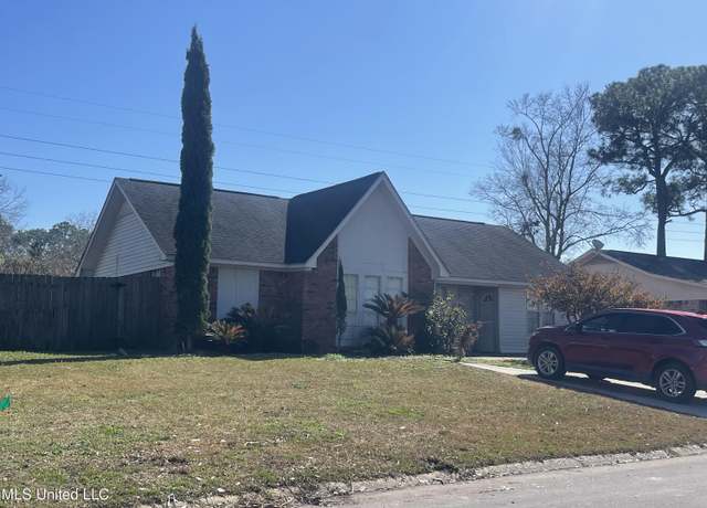 Property at 570 Shannon Dr, D'iberville, MS 39540, 4 beds, 2 baths