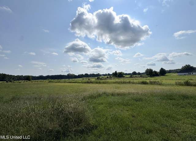 Property at R1 Old Hwy 16, Benton, MS 39039