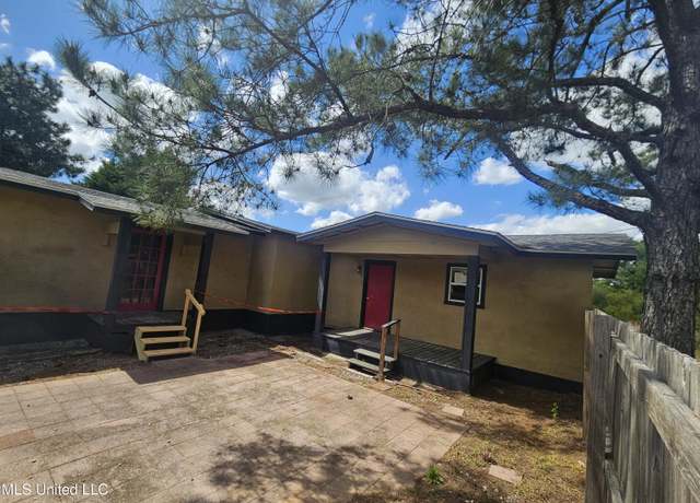 Property at 209 Spooner Rd, Lucedale, MS 39452, 3 beds, 2 baths