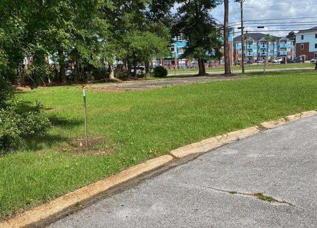 Property at 16005 Lemoyne Blvd, Biloxi, MS 39532