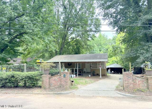 Property at 3755 Jayne Ave, Jackson, MS 39209, 3 beds, 1 bath