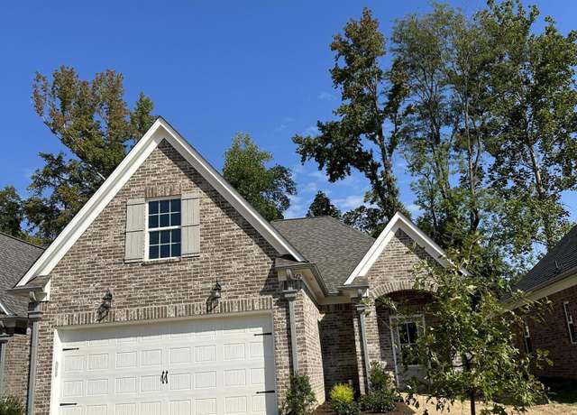 Property at 342 Flower Garden Dr, Southaven, MS 38671, 3 beds, 2 baths