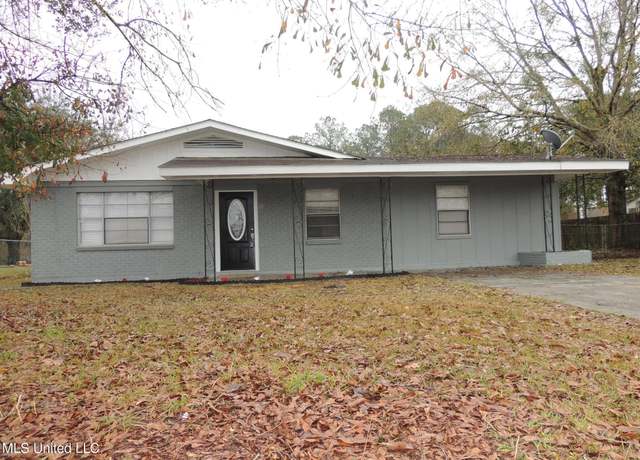 Property at 10616 Oak St, Vancleave, MS 39565, 4 beds, 1 bath