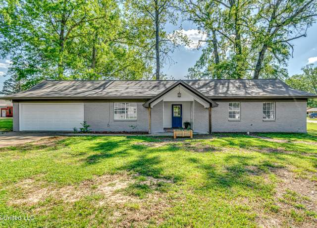 Property at 631 Marilyn Dr, Pearl, MS 39208, 3 beds, 1 bath