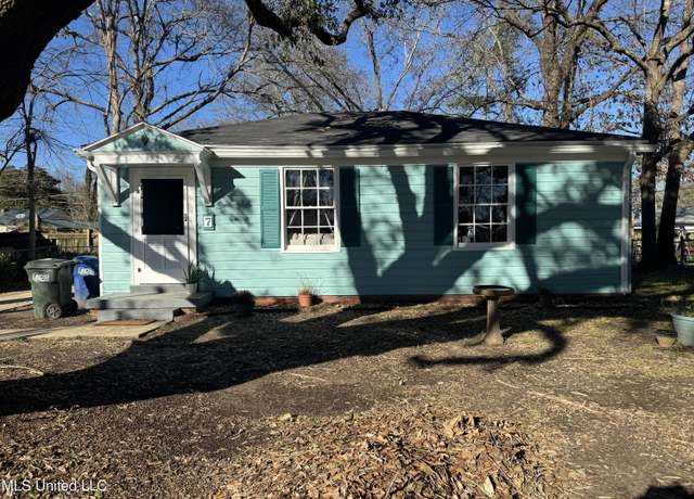 Property at 7 Maplewood Ln, Natchez, MS 39120, 2 beds, 1 bath