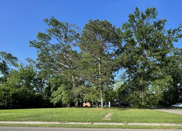 Property at 424 J C Killingsworth Dr, Hattiesburg, MS 39401