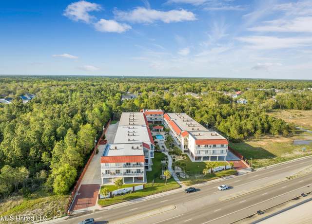 Property at 1453 E Beach Blvd #220, Pass Christian, MS 39571, 2 beds, 2 baths