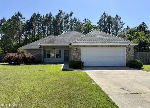 Property at 6925 Pinehurst Dr, Ocean Springs, MS 39564, 3 beds, 2 baths