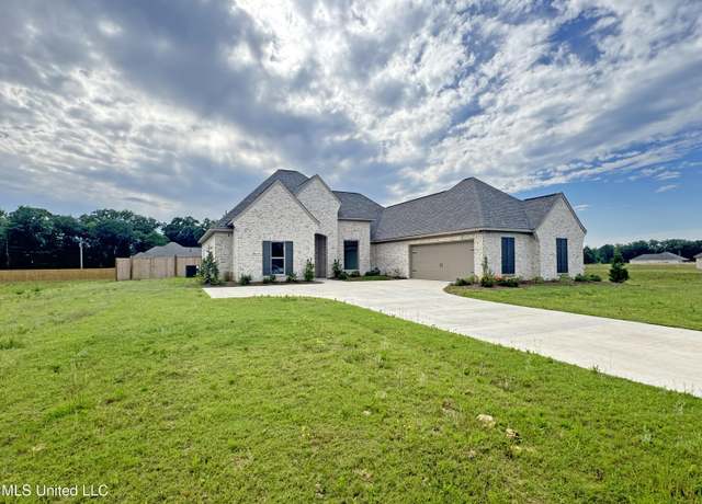 Property at 420 Lennon Ln, Brandon, MS 39047, 4 beds, 3 baths