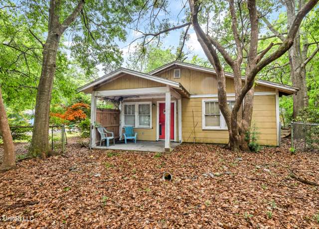 Property at 1804 21st St, Gulfport, MS 39501, 2 beds, 1 bath