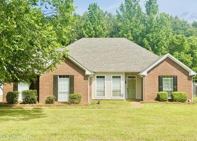 Property at 121 Butler Creek Dr, Florence, MS 39073, 5 beds, 2 baths