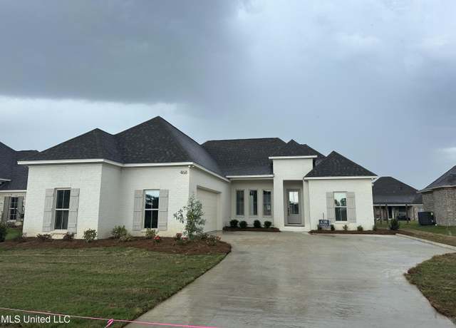Property at 468 Aurora Cir, Canton, MS 39046, 3 beds, 2 baths