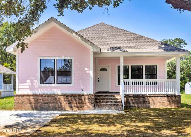Property at 1411 Mantou St, Pascagoula, MS 39567, 3 beds, 2 baths
