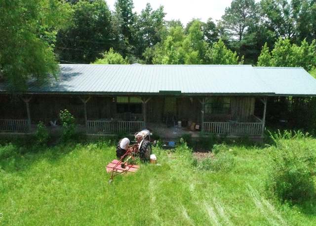 Property at 7167 Highway 178, Hickory Flat, MS 38633, 4 beds, 2 baths