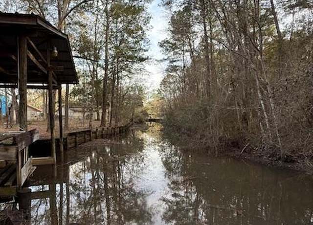 Property at 2498 Bayou Oaks St, Gautier, MS 39553