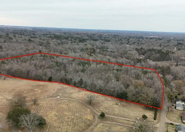 Property at 01 Mccluer Rd, Jackson, MS 39212