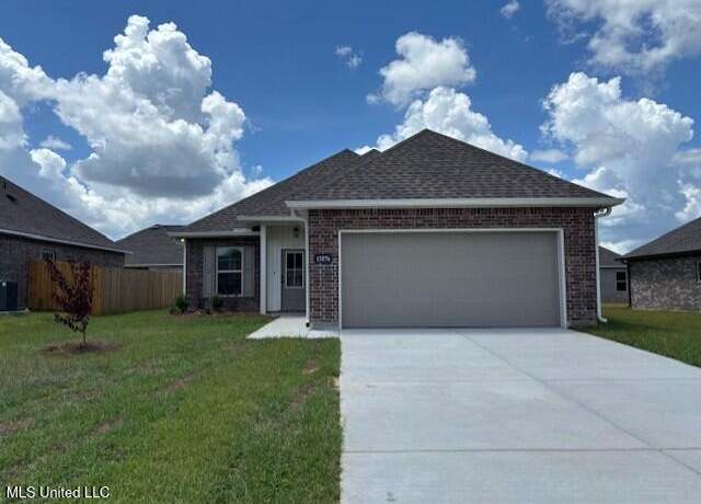 Property at 15076 Stockridge Dr, Gulfport, MS 39503, 3 beds, 2 baths