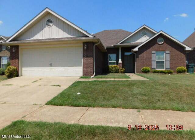 Property at 2930 N Hartland Dr, Southaven, MS 38672, 4 beds, 2 baths