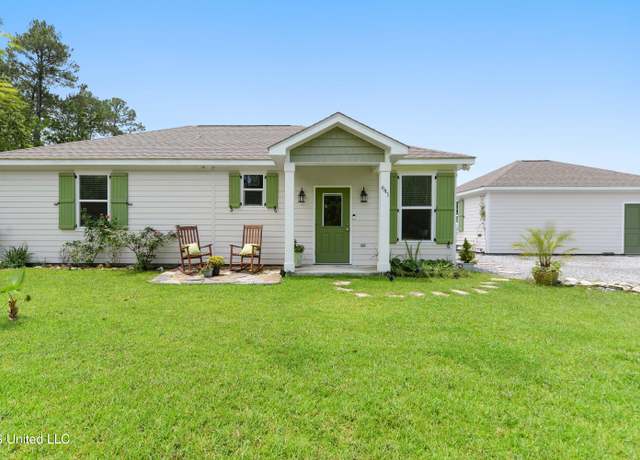 Property at 641 Saint Anthony St, Waveland, MS 39576, 2 beds, 2 baths
