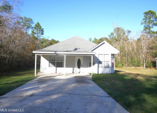 Property at 7076 W Perry St, Bay Saint Louis, MS 39520, 3 beds, 2 baths