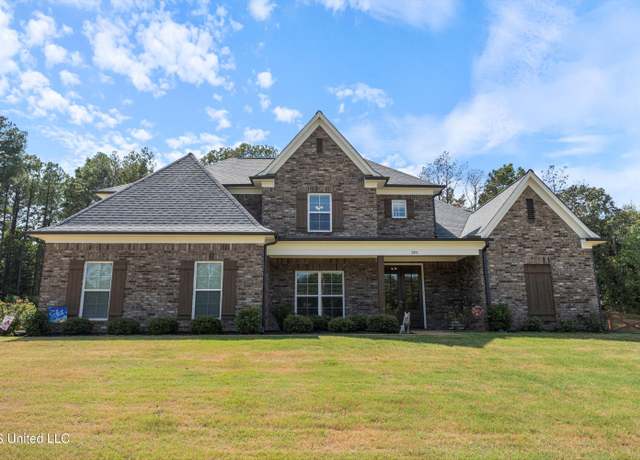 Property at 301 Fairview Trl, Byhalia, MS 38611, 5 beds, 3 baths