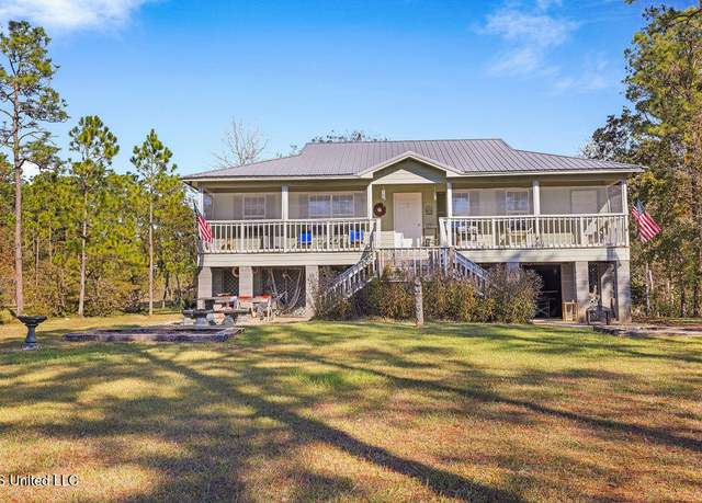 Property at 2529 Indian Point Pkwy, Gautier, MS 39553, 3 beds, 2 baths