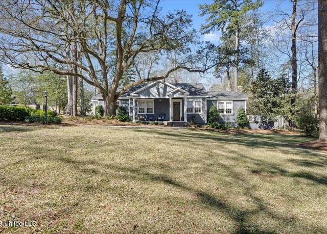 Property at 1548 N 7th Ave, Laurel, MS 39440, 2 beds, 2 baths
